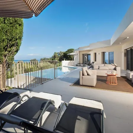 Villa Infinity By Vintage Travel