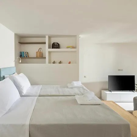 Villa Infinity By Vintage Travel Chlomos
