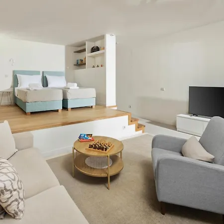 Infinity By Vintage Travel *