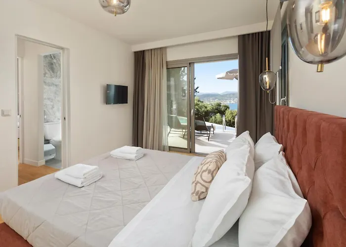 Infinity By Vintage Travel * Corfu (city)